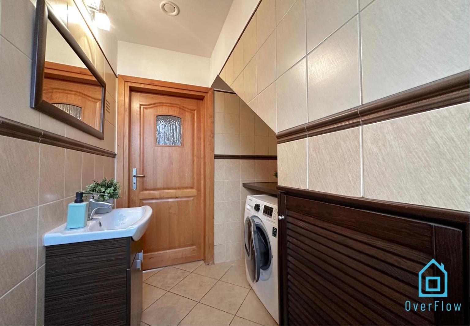 Purple Room - Charming Place, 15 Minutes To Gdansk Old Town & 5 Minutes To Seaside מראה חיצוני תמונה